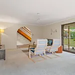 5Mins Walk To Mall 4Br Family Home Nicely Located