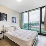 Simply Stunning Riverside 1br At Hamilton * Brisbane