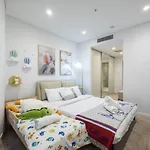 Stunning River Views 2Br City Centre Apt