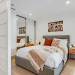 Taste Of African Luxury In The Heart Of Brisbane