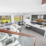 2024 Brand-New 5Br Comfort House In Sunnybankhills