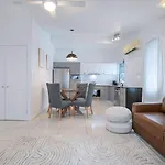 The Easton - Laidback Living Steps From The Gabba