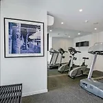 Sunny 1B In Heart Of South Bris By Custom Bnb Hosting