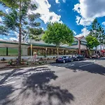 Contemporary Comfy ~ 2Bed/2Bath/1Car ~ Hawthorne