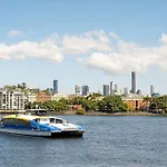 Blissful Bulimba ~ 3Bed/2.5Bath/1Car ~ Townhouse