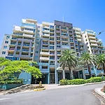 \'Canopy Cove\' A Resort-Style Tropical Paradise