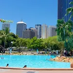 Amazing City Location-Private Room In A Share House-2 Rooms Available!!