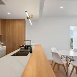 The Roocrest - Kangaroo Point Brand New 2br With Parking
