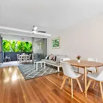 Tropical Resort ~ 2 Bed/2 Bath/1 Car ~ West End