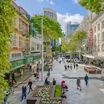 Top Floor! 2Bed/2Bath/1Car/Pool ~ Views ~ Cbd