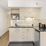 2 Seconds To…Everything! 1Bed/1Bath/1Car/Cbd Views