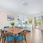 Bright & Breezy ~ 2 Bed/2 Bath /1 Car/ Views!