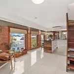 Iconic Warehouse Apartment~Cbdedge~2Bed/2Bath/1Car