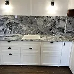 Comfy Queenslander Cottage