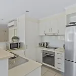 Modern 2Br Apt Next To Southbank Free Wifi & Pool