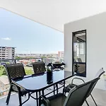 Cityscape Comfort 2Br Abode W/ Balcony & Parking