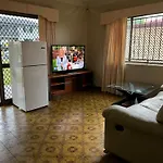 Aspley Large Room & Share Bathroom With Other Guests