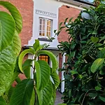 Edward Lodge New Fam