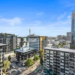 Luxury 2 Bedroom 2 Bathroom In The Heart Of South Brisbane