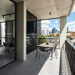 Alfred & Turner Apartments, Luxury 2 Bedroom Condos In The Heart Of The Valley