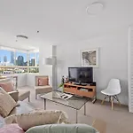Boom! ~ Skyline City, Water + Story Bridge Views