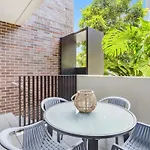 Apartment Newstead Modern 2-storey - Q *