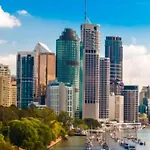 Iconic Warehouse Apartment~Cbdedge~2Bed/2Bath/1Car