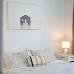 2br For 6ppl W Free Parking South Bne Apartment *