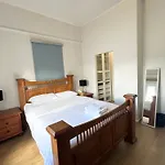 26 Gladstone Rd Highgate Hill Brisbane