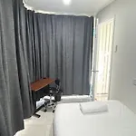 26 Gladstone Rd Highgate Hill Guest house Brisbane