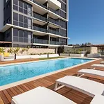 Amazing 2br Delicate Apt, 1min To Train Station * Brisbane