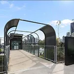 Central To…Everything! 1Bed/1Bath/1Car/Cbd Views