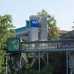 Chic Modern Retreat 1Br Apt W Pool Kelvin Grove