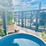 Luxury And Convenient Unit In South