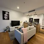 Luxury And Convenient Unit In South