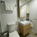 Apartment Luxury And Convenient Unit In South Brisbane