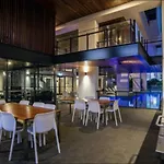 Great Value 2Br Apt W Pool Carpark Wifi South Bne