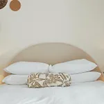 Central Coastal Studio Apartment With Pool View