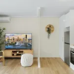 Central Coastal Studio Apartment With Pool View