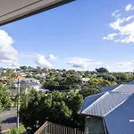 6Km To Cbd Convenient 5Br Queenslander Coorparoo