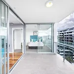 Great Location 2Br Apt Pool Carpark South Bne