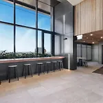 Location! Cbd 2B1B Apt W/Parking, Shared Pool,Gym