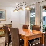 Birdcall Yeronga - Inner City Couples Sanctuary