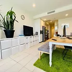Cassa Plaza - Cosy 1 Bedroom Apt South Brisbane Managed By The Cassa