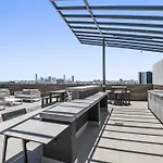 Convenient 2-Bed Apartment