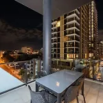 South Brisbane 2B2B Apt&Parking