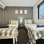 5 Mins To Sunnybank - Sensational 3Bdr Family Home