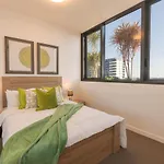 Apartment One Bed At Southbank With Rooftop Pool And Carpark *