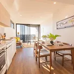 One Bed At Southbank With Rooftop Pool And Carpark Brisbane