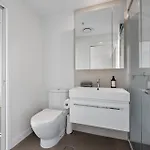 Apartment Captivating Convenience 1bed 1bath 1car Views Brisbane